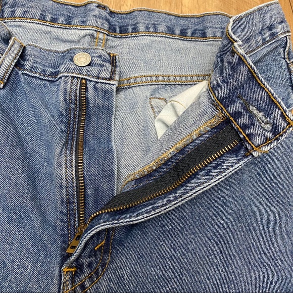 516 Levi’s Jeans - Picture 6 of 7